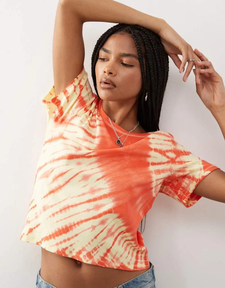 Monki Monki shrunken tee in red tie dye 4