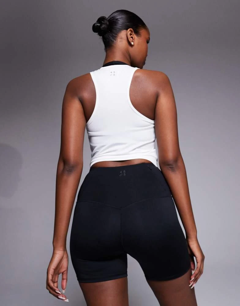 4505 4505 Icon active high waist 5 inch legging short with zip phone pocket in black 2