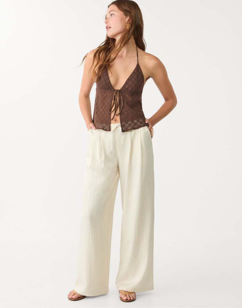 Stradivarius Stradivarius textured drawstring trousers in vanilla