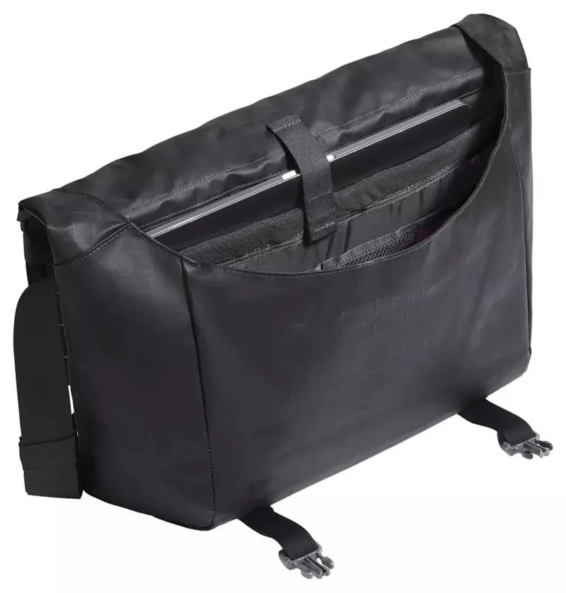 The North Face The North Face Base Camp Voyager Messenger Bag 4
