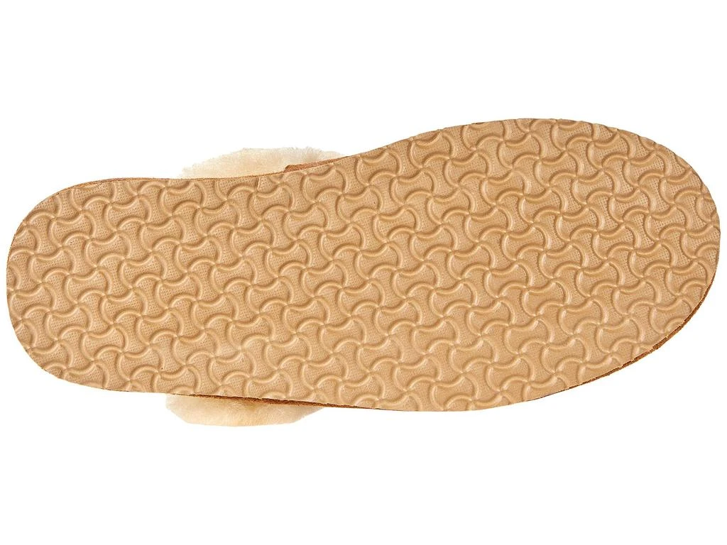 Minnetonka Sheepskin Slide 3