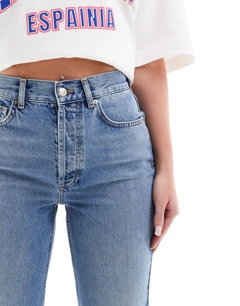 Topshop Topshop Hourglass Kort high rise straight jean in mid blue 2