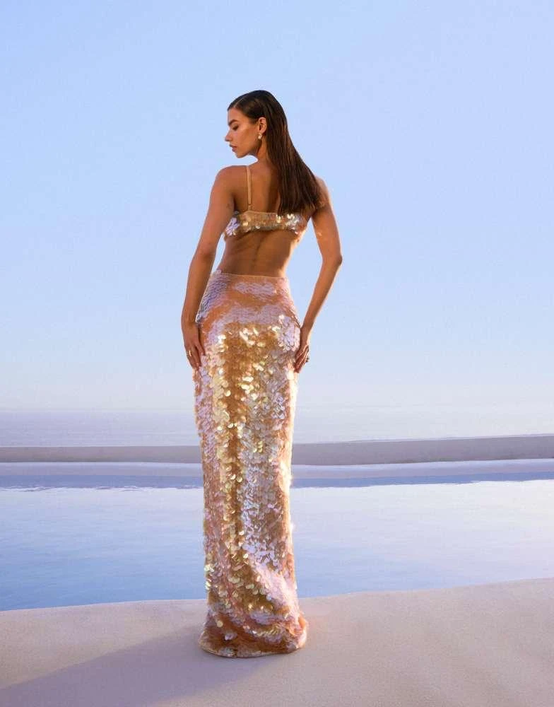 ASOS ASOS DESIGN iridescent sequin cut out maxi dress with plunge neckline  in apricot - Dresses & Skirts - Compare Prices from 2+ Stores - Free  Shipping - BeyondStyle