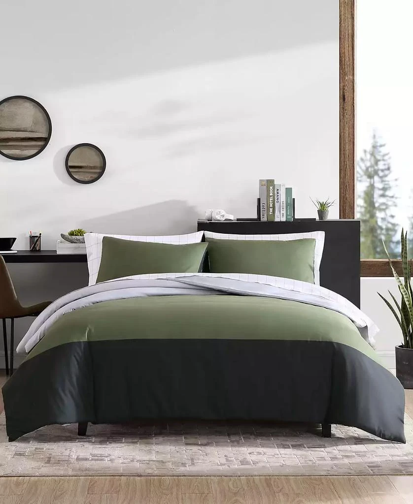 Eddie Bauer CLOSEOUT! Skyline Stripe Reversible 3 Piece Duvet Cover Set 1