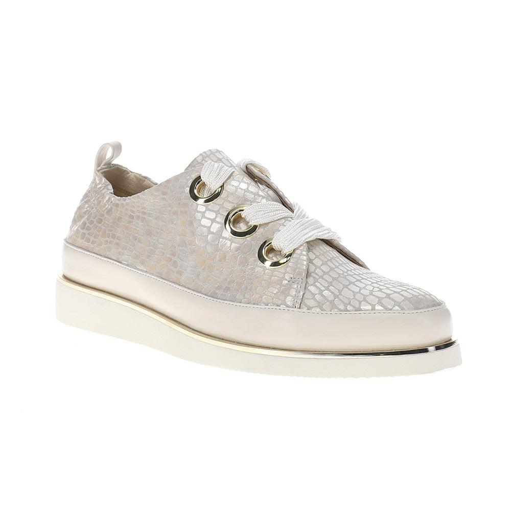Vaneli Quenda Lace Up Sneakers