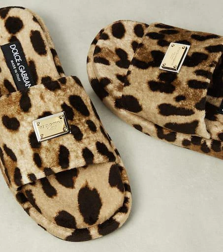 Dolce 
Gabbana Logo leopard-print terrycloth slides 6