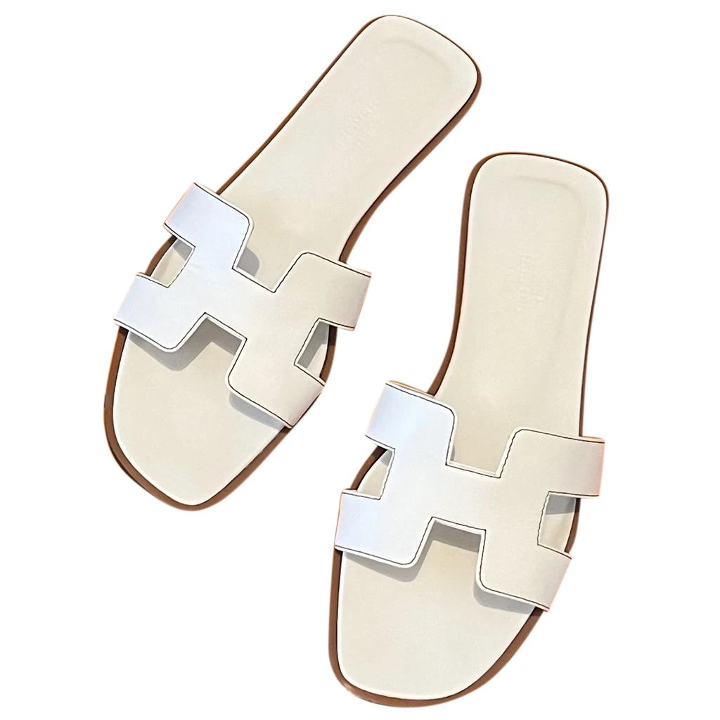 Hermès Hermès Oran patent leather sandal