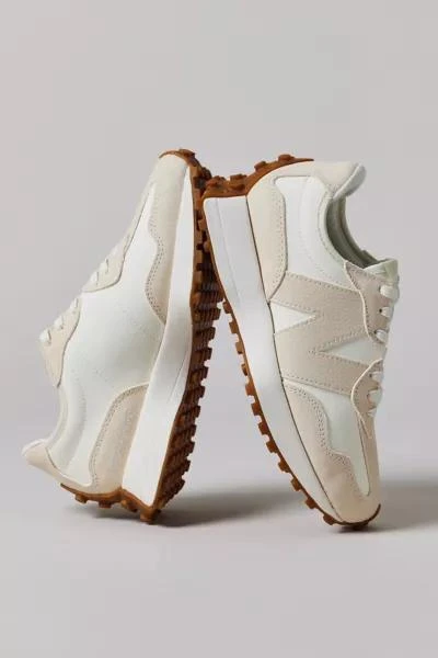 New Balance New Balance Women’s 327 Sneaker 1