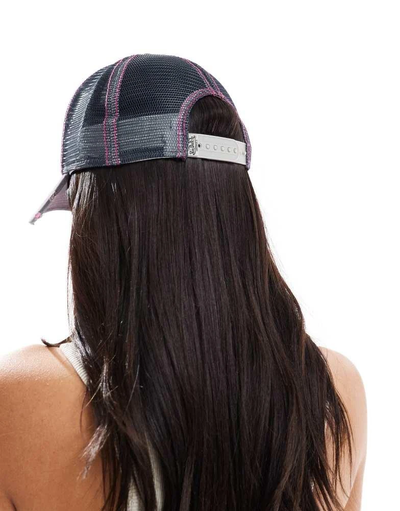 Von Dutch Von Dutch Kiruna distressed trucker cap in grey and pink 3
