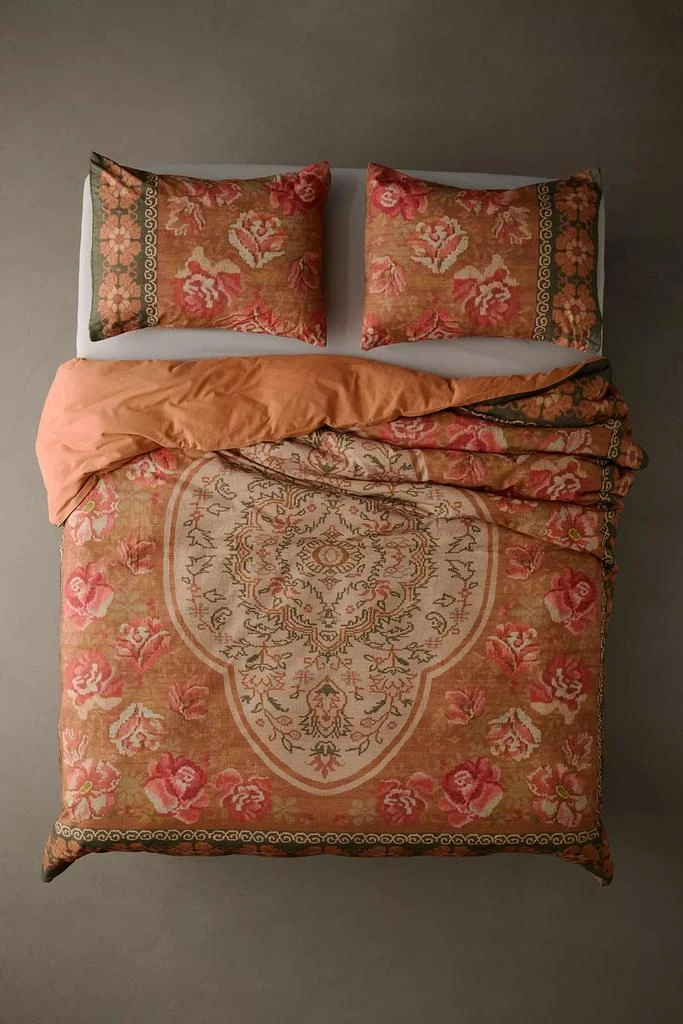 Urban Outfitters Minerva Floral Duvet Cover 3