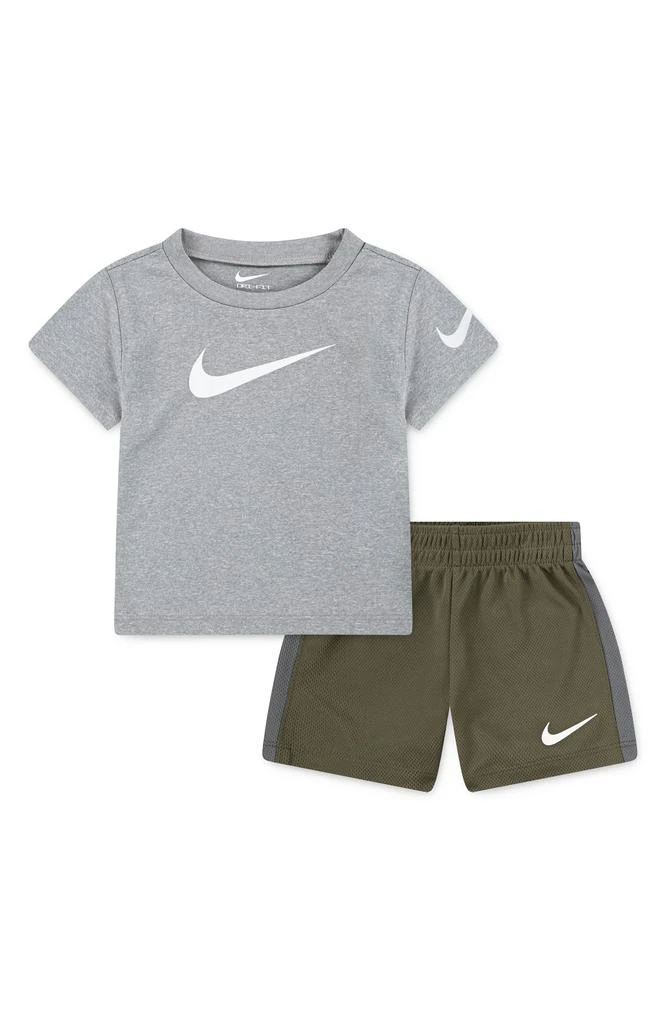 NIKE Dri-FIT Swoosh T-Shirt 
Shorts Set