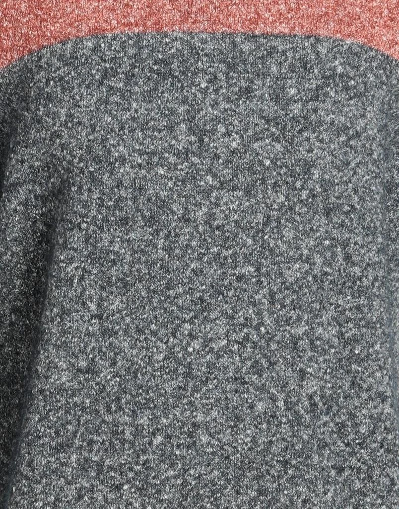 Heritage Turtleneck 4
