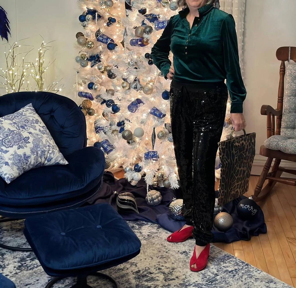 Amelia K. Luxe Amelia K. Luxe - Get Your Sparkle On Sequin Joggers