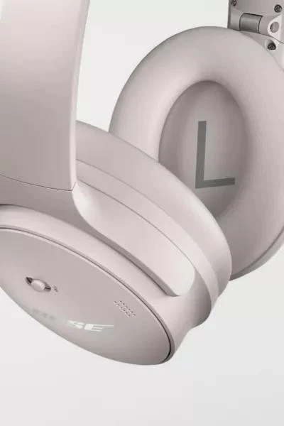 Bose Bose QuietComfort Noise Cancelling Headphones 4