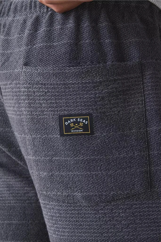 Dark Seas Dark Seas Cyrus Short 4