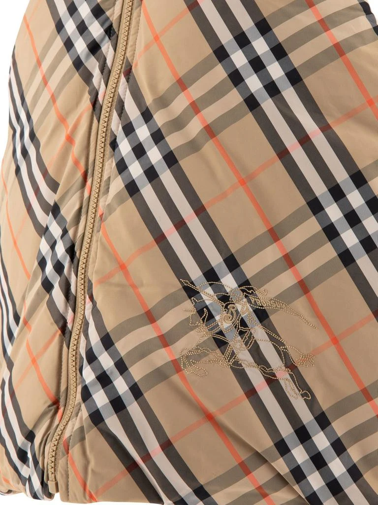 Burberry Burberry Kids Reversible Checked Hooded Down Gilet 6
