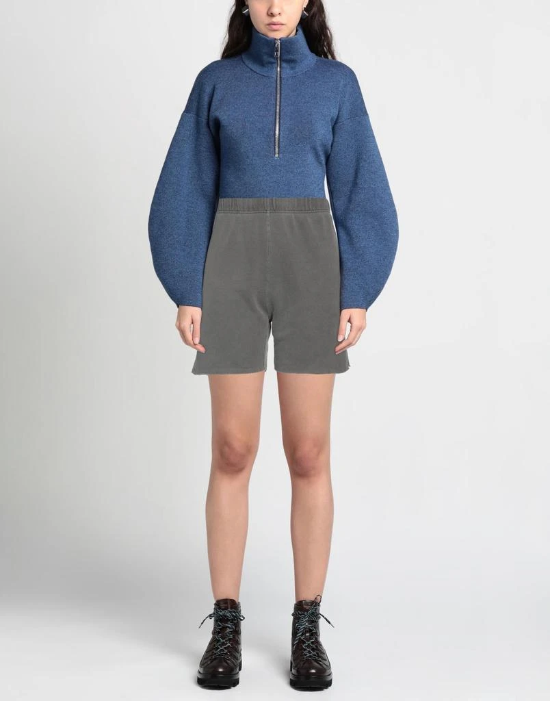 JOHN ELLIOTT Shorts & Bermuda 2