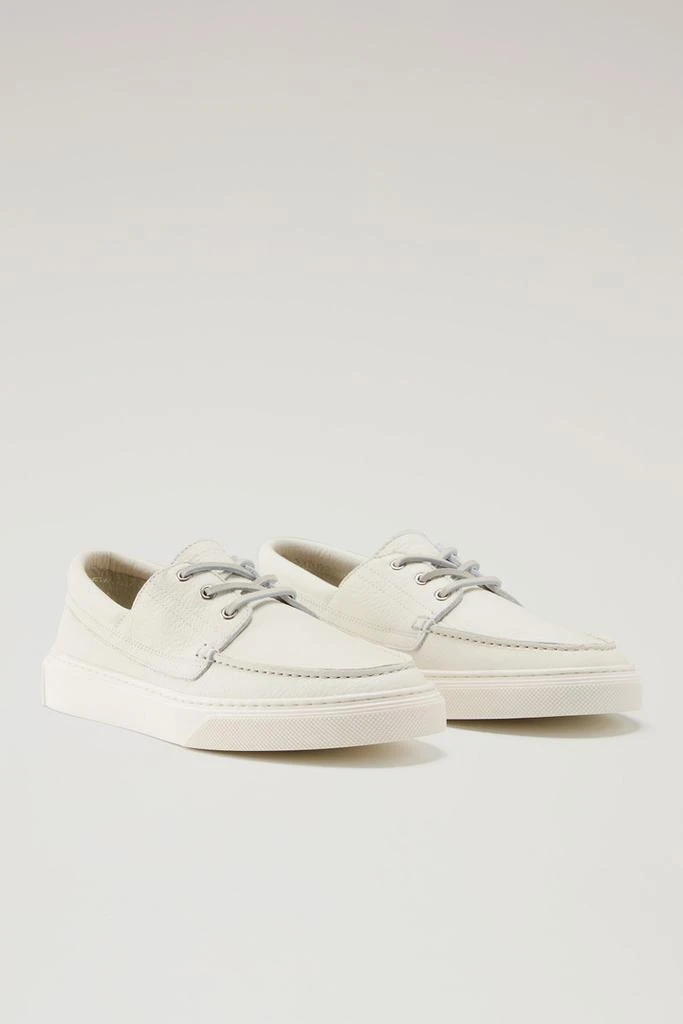 WO-FOOTWEAR Tumbled Leather Boat Shoes - Men - White 2