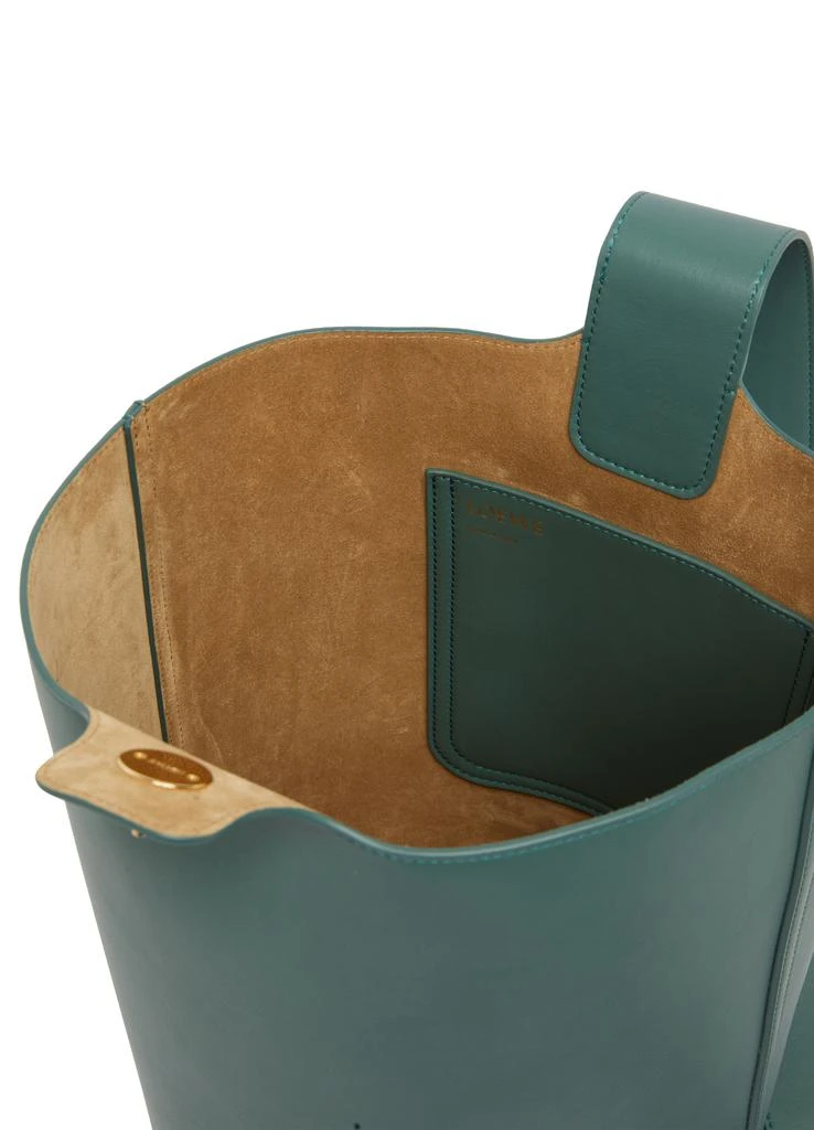 Loewe Pebble bucket bag 5