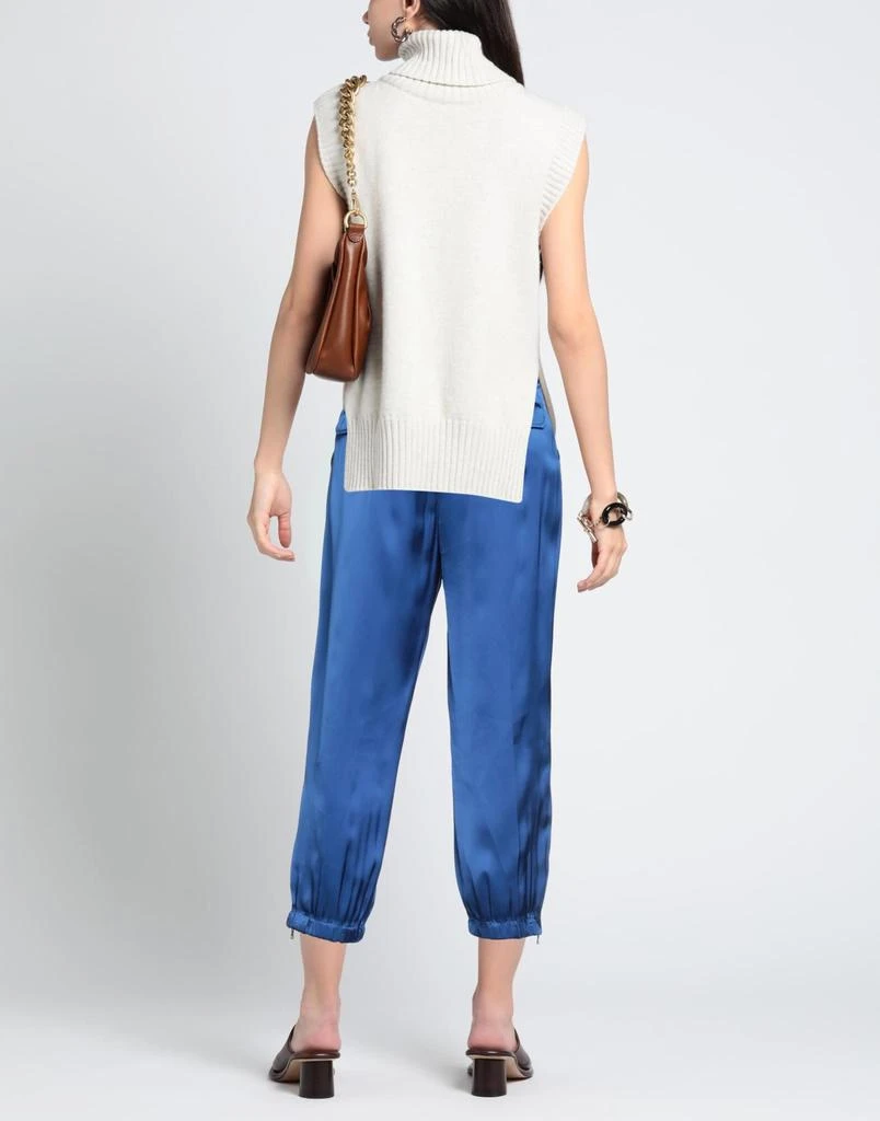 TRUE ROYAL Casual pants 3