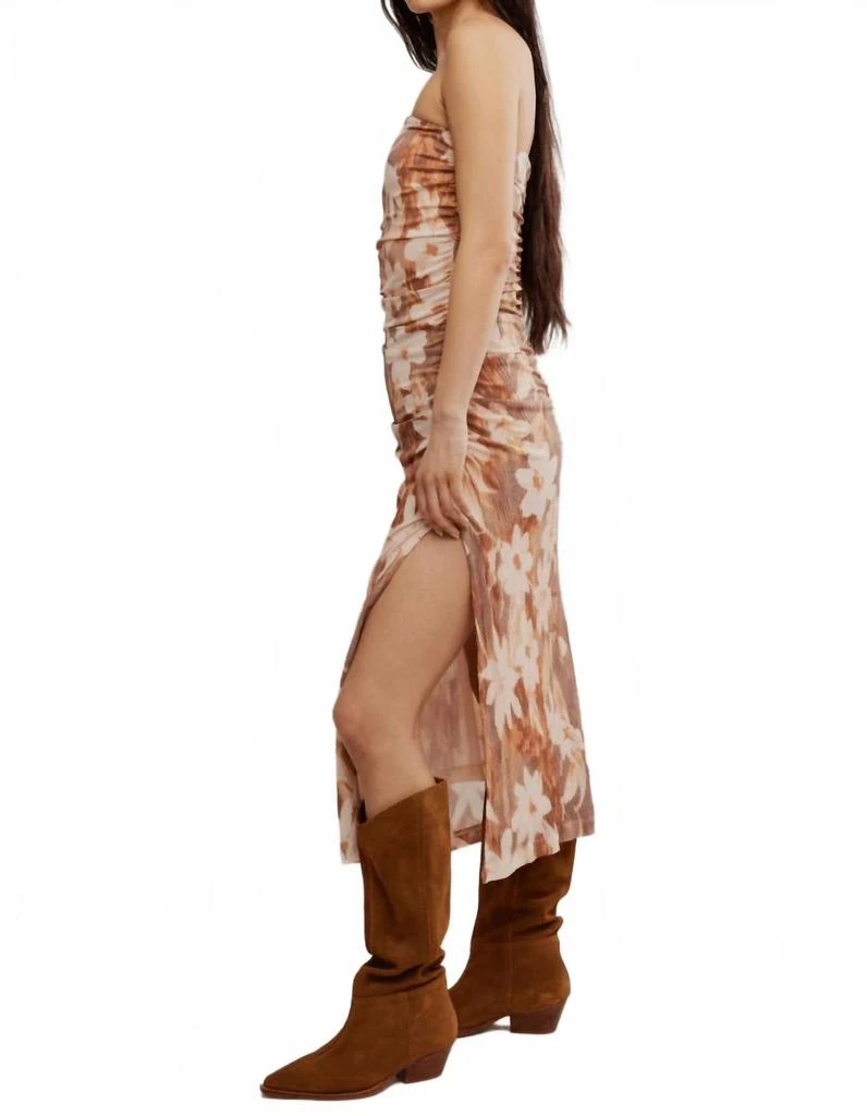 Shop Presley Midi Dress In Copper Combo on Sale at BeyondStyle  Get 23%  Off Presley Midi Dress In Copper Combo with Limited-Time Flash Deals,  Exclusive Discounts, and Special Offers. Enjoy Unbeatable