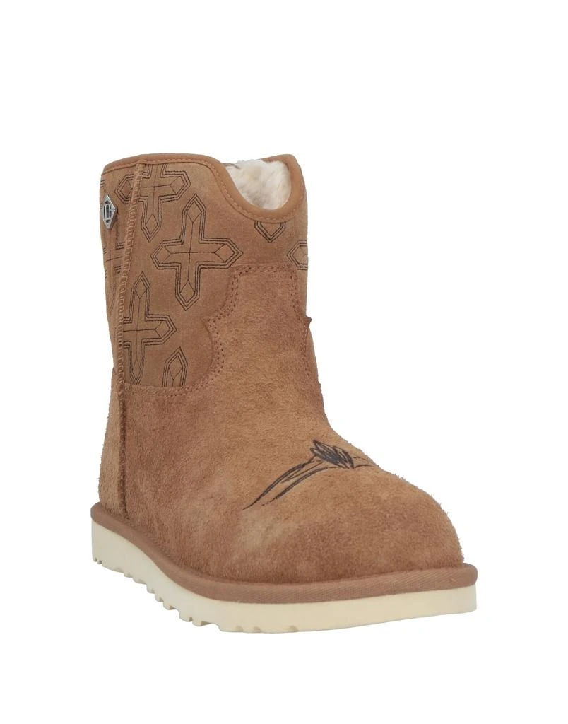 UGG Ankle boot 2