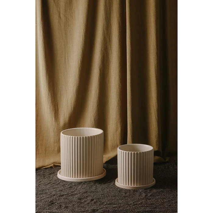 Sparrow & Wren Kuhi Planter, Small 3