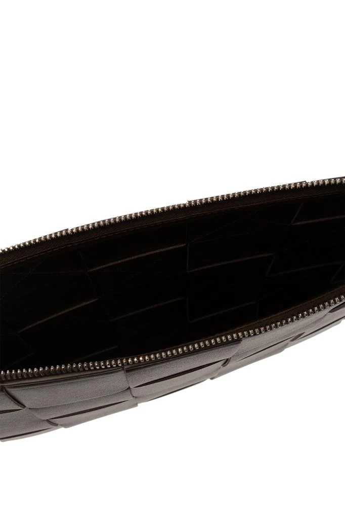 Bottega Veneta ‘Pouch Large’ leather handbag 5