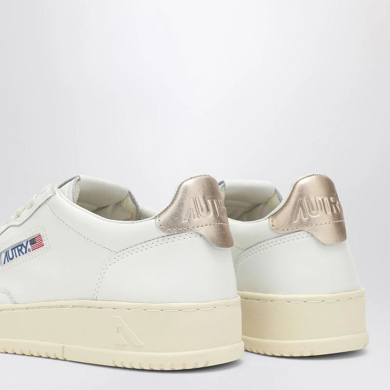 Autry Medalist white/gold leather trainer 5