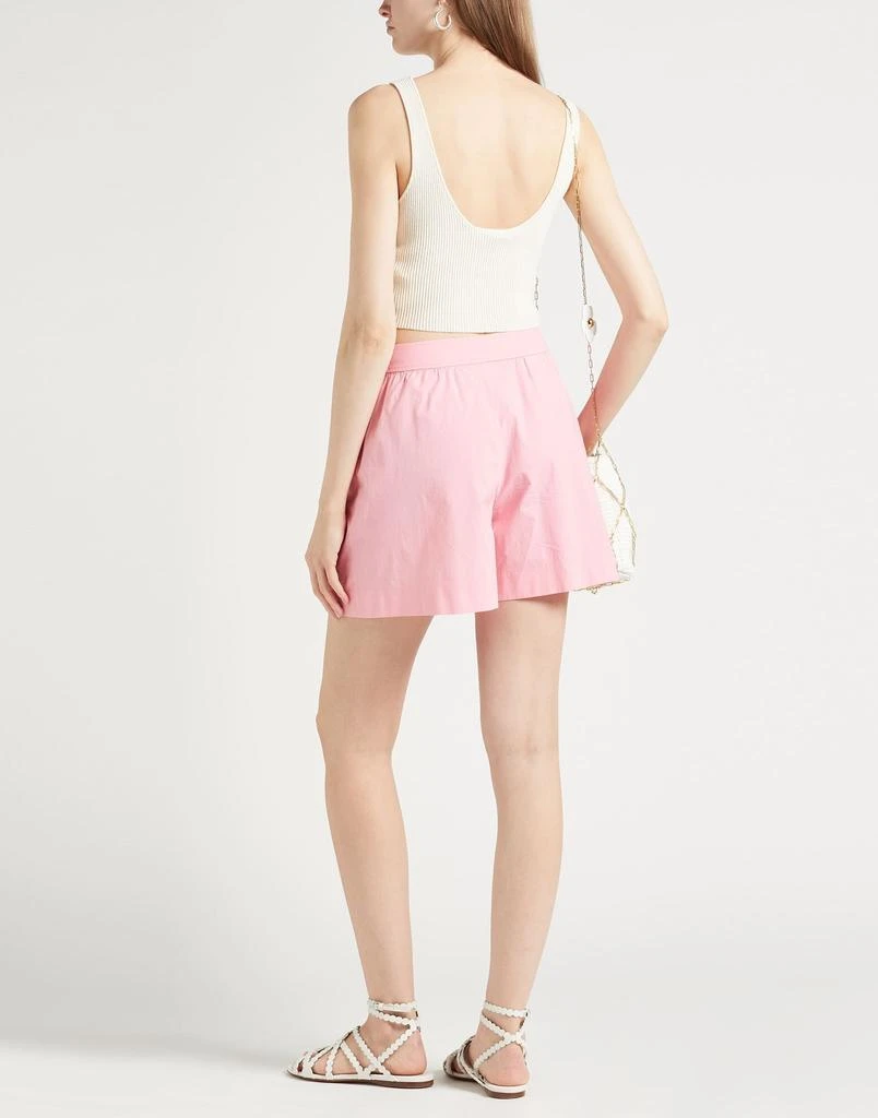 Boutique Moschino Shorts & Bermuda 3