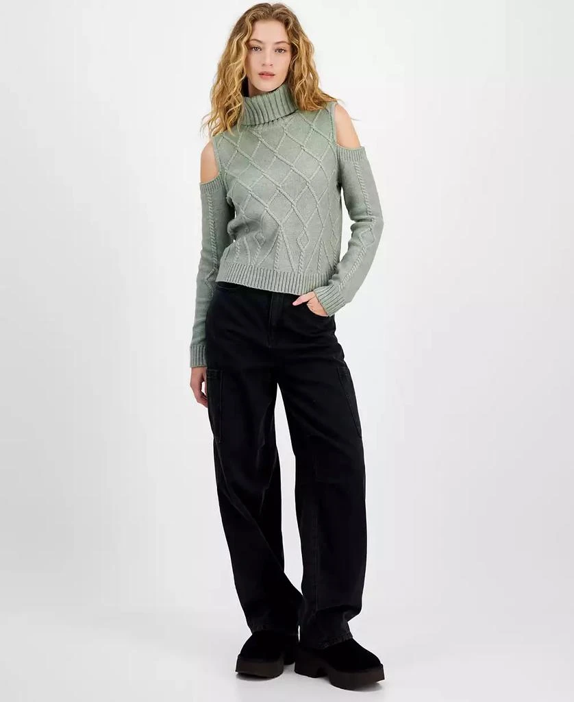 Derek Heart Derek Heart Juniors' Cable-Knit Cold-Shoulder Sweater 2