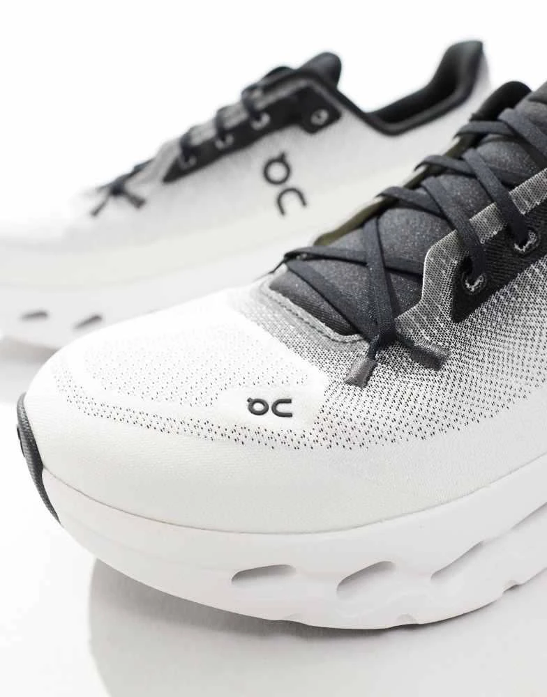 On ON Cloudtilt all day trainers in black ivory 4