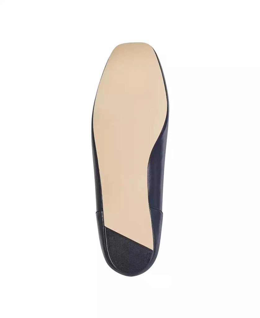 Bandolino Women's Liberty Snip Toe Slip On Loafers 5