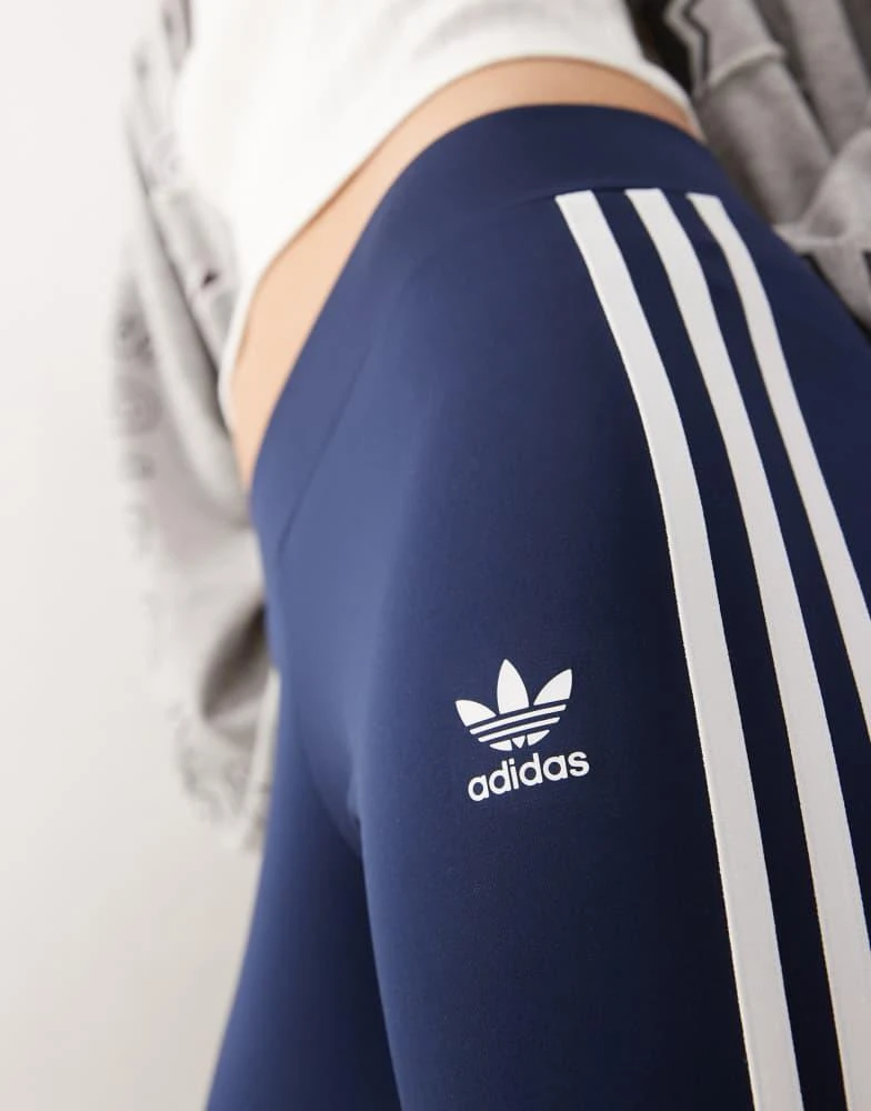 Adidas adidas Originals Adicolor flared leggings in navy 4