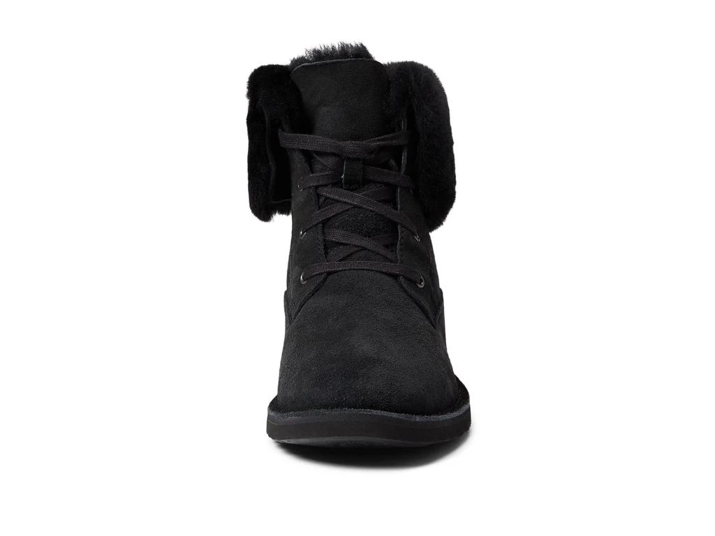 UGG Weylyn 7