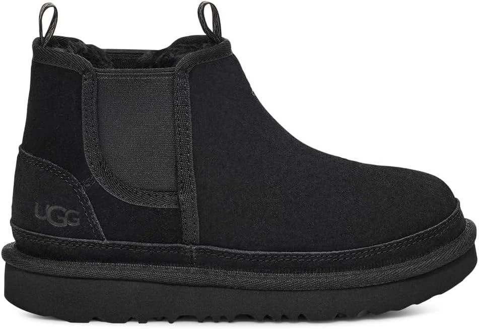 undefined UGG Boy
s Neumel Chelsea Boot 5