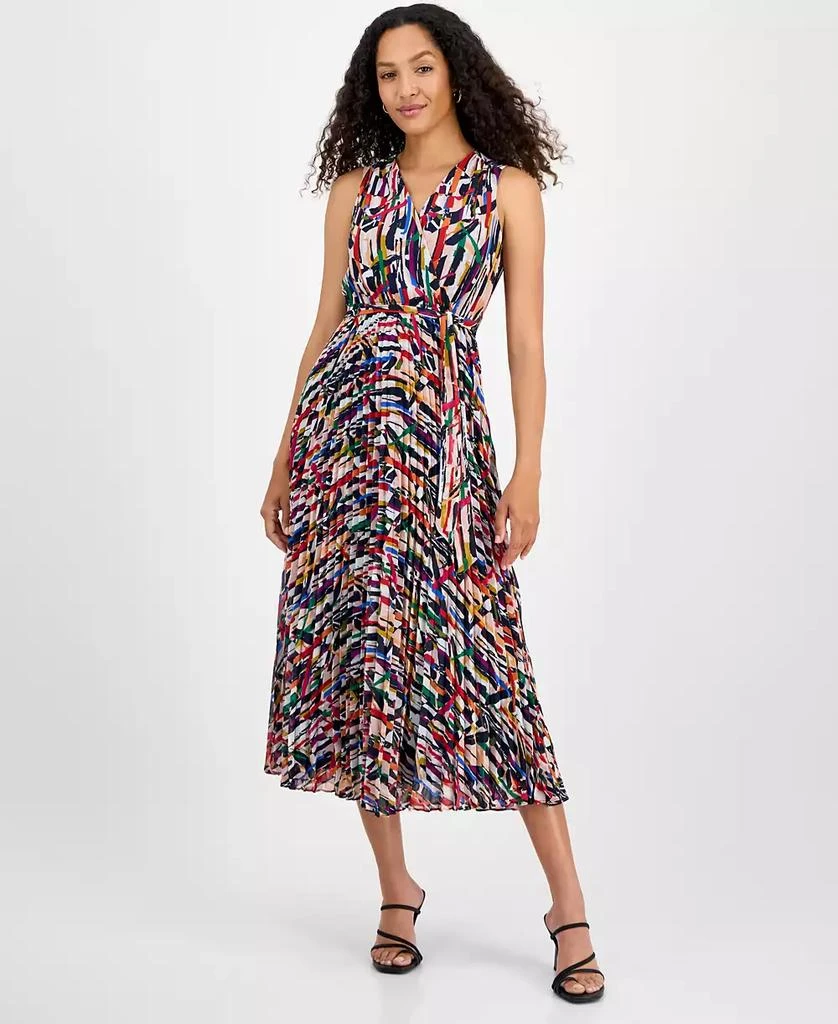 Sandra Darren Petite Printed Pleated Chiffon Maxi Dress 1
