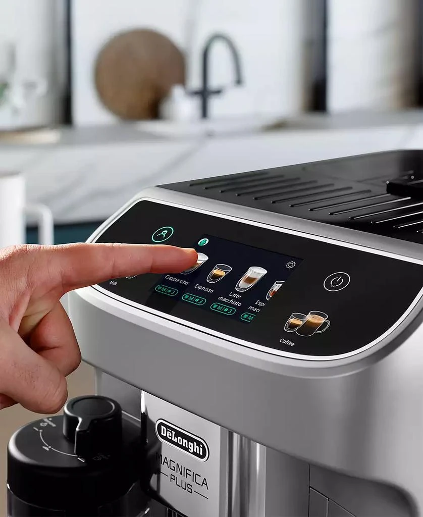 De
Longhi Magnifica Plus Fully Automatic Espresso Machine 2