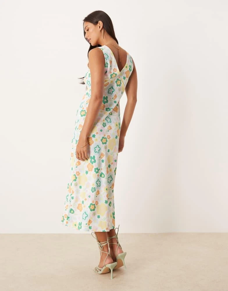 Glamorous Glamorous V neck bias-cut midi dress in retro spring floral 4