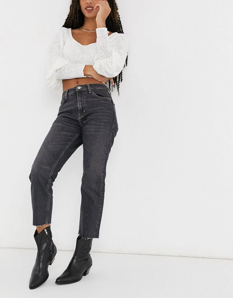 Topshop Topshop cropped mid rise straight leg jeans with hem in washed black  1