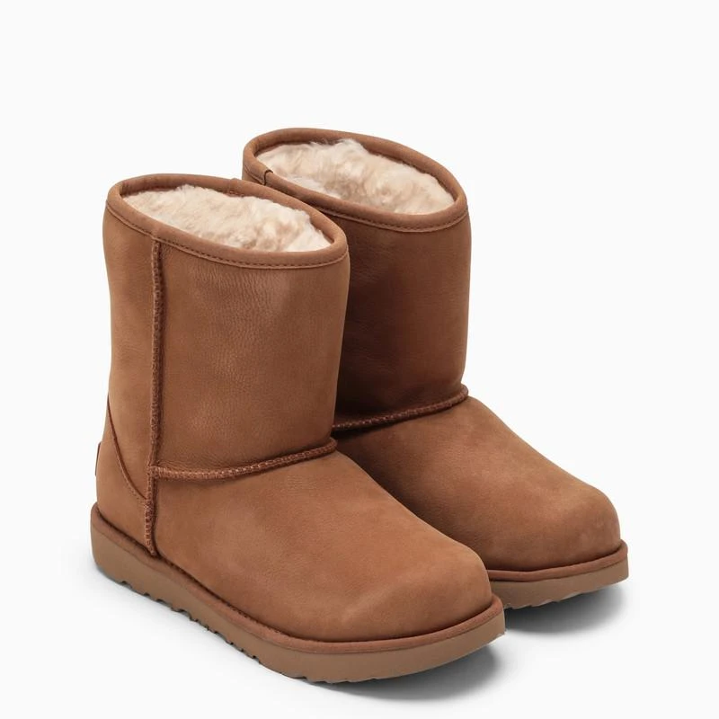 UGG Classic Weather Short chestnut boot 2