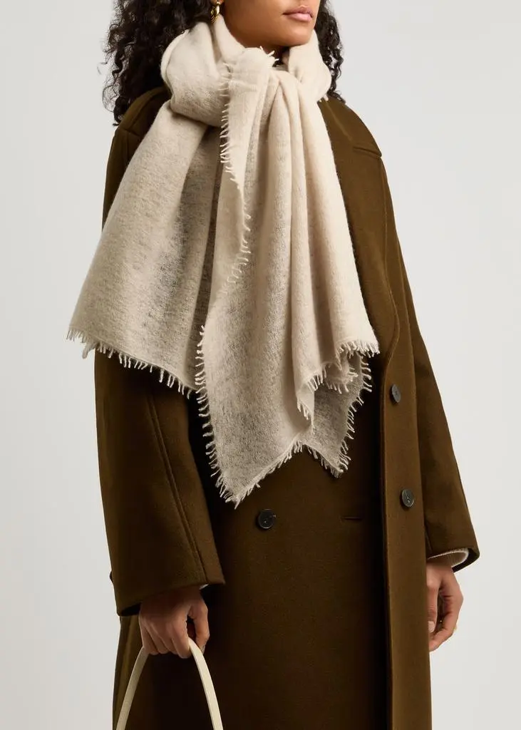 DENIS COLOMB Fuzzy Feutre cashmere scarf 2