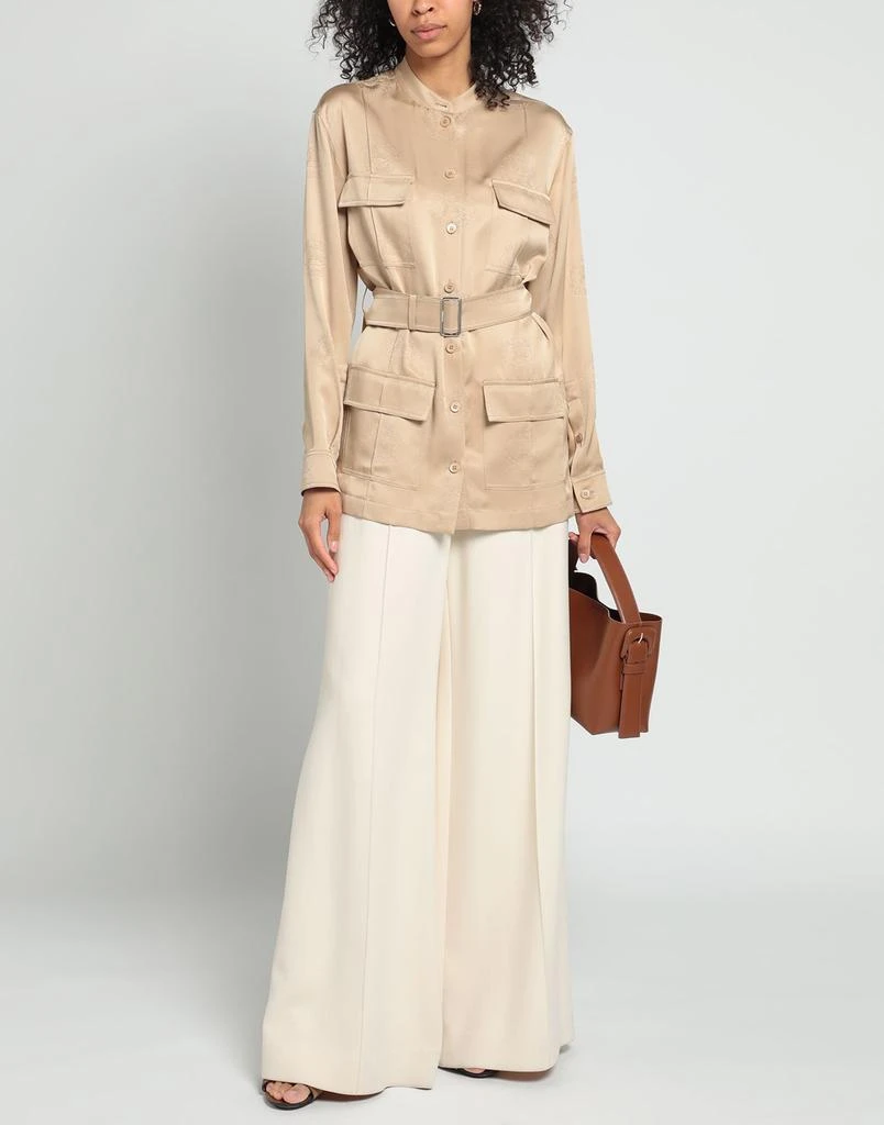 Burberry Patterned shirts
blouses 2