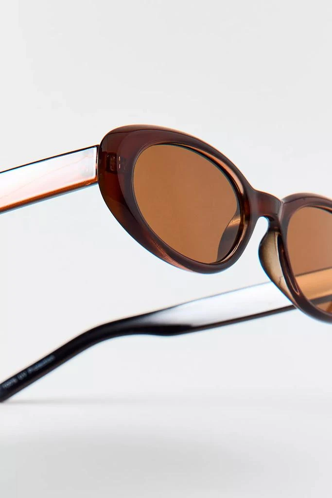 Urban Outfitters UO Essential Oval Sunglasses 1