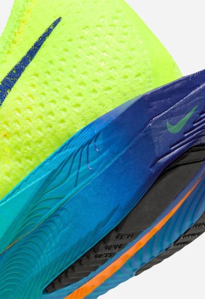 NIKE Nike - Men
s Vaporfly 3 Road Racing Shoes 6