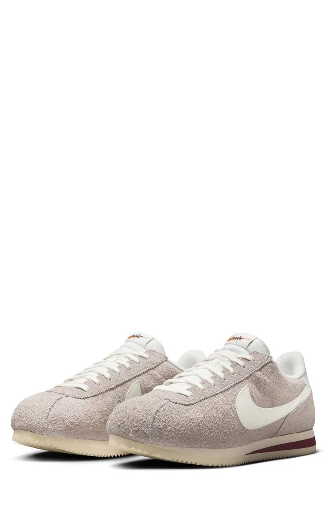 NIKE Cortez SE Sneaker 1
