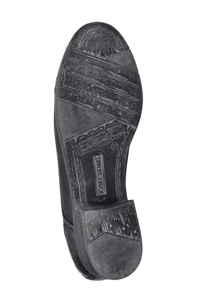 Josef Seibel Sienna 12 Cap Toe Derby 6