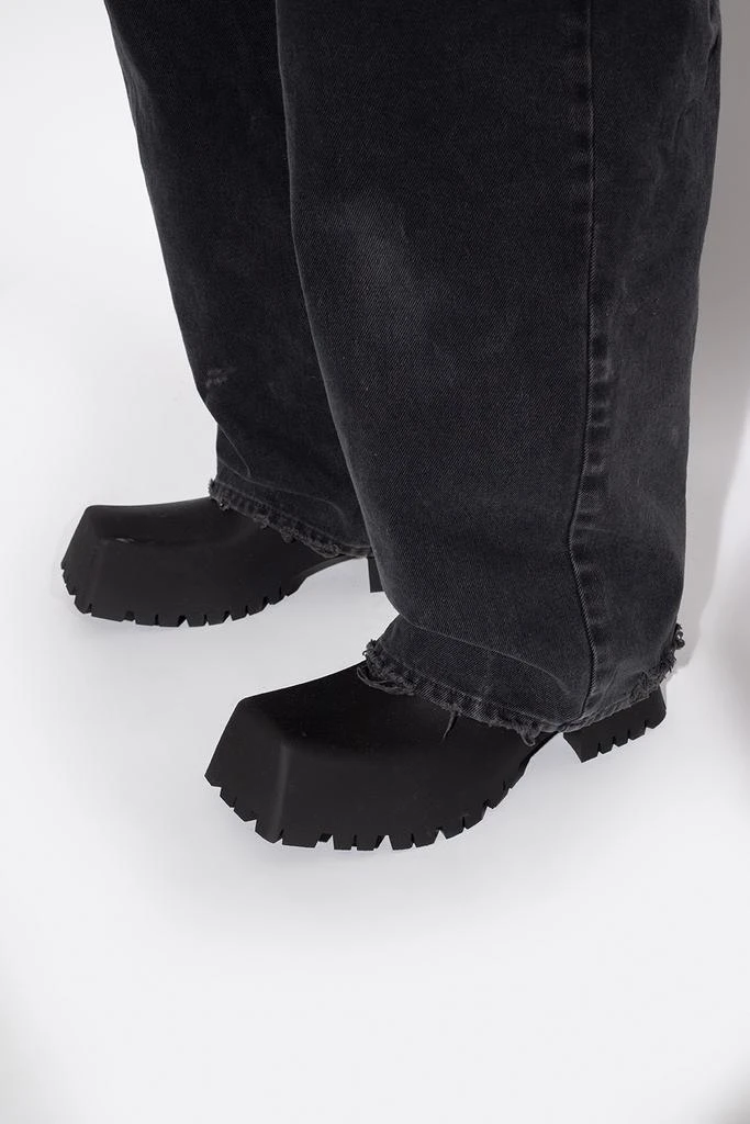 Balenciaga ‘Trooper’ rain boots 2