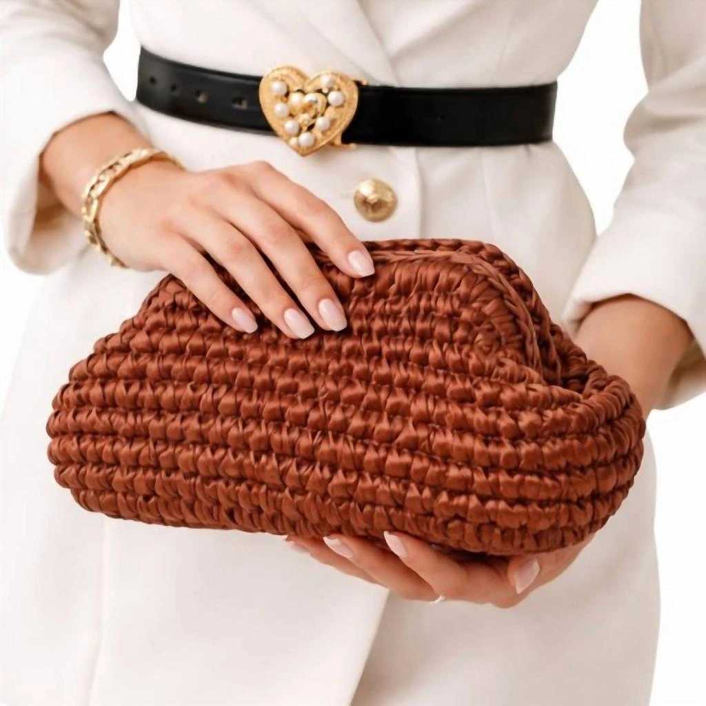 Noam Hazan Noam Hazan - Women
s Crocheted Clutch 2