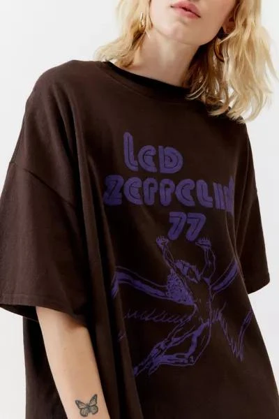 Urban Outfitters Led Zeppelin '77 Tour Oversized Tee 2